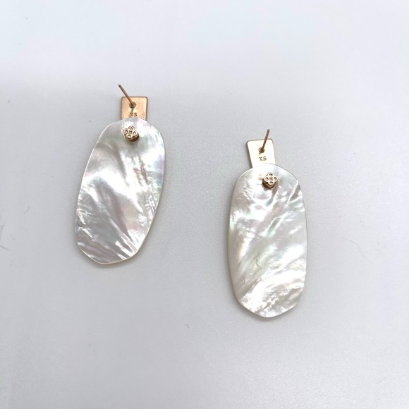 Kendra Scott Mother of Pearl Earrings - Picture 3 of 4